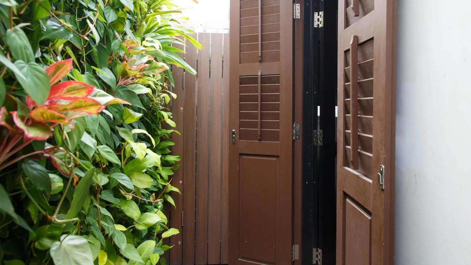 Hotel Clover 33 Jalan Sultan Singapore