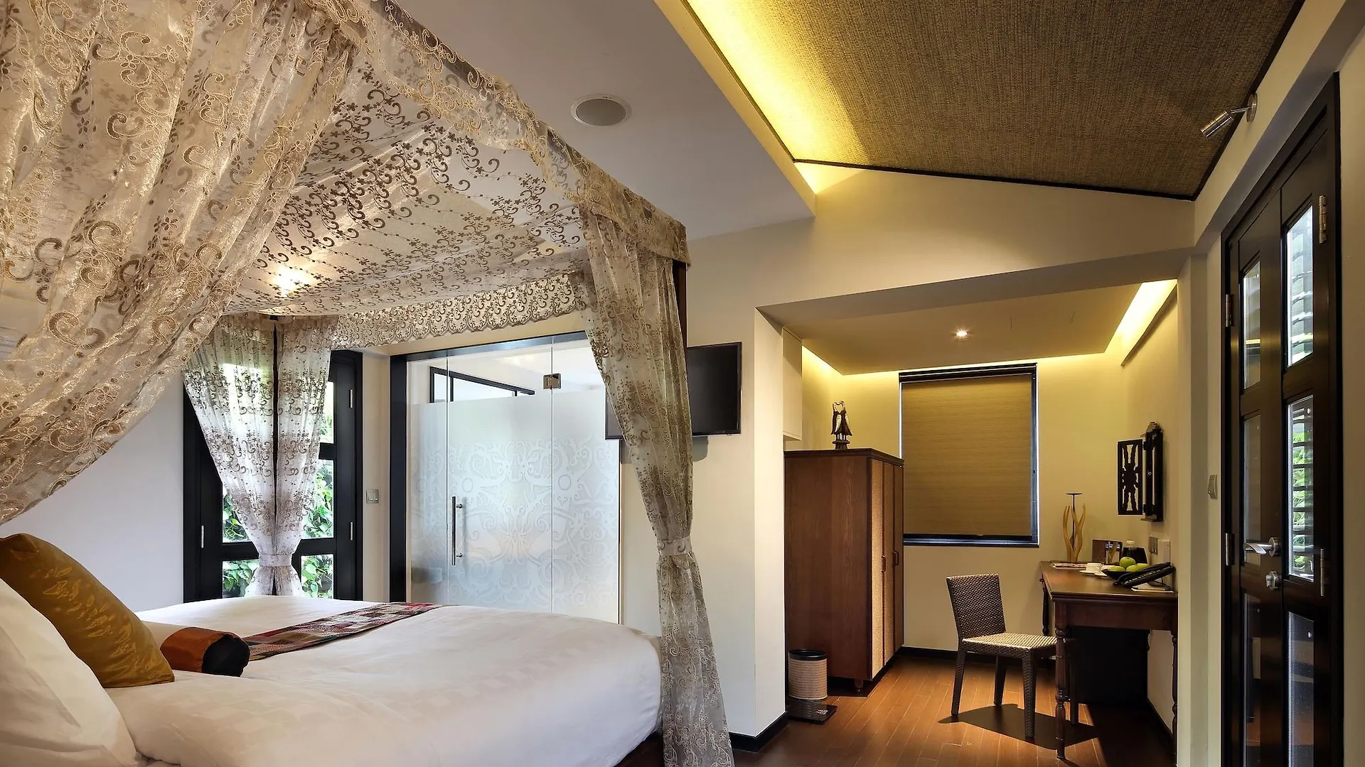 Hotel Clover 33 Jalan Sultan Singapore
