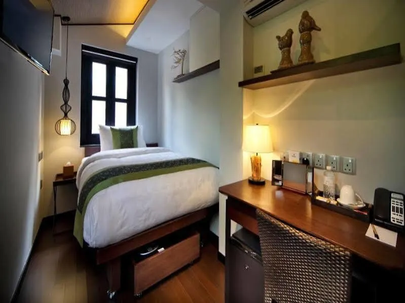 Hotel Clover 33 Jalan Sultan Singapore